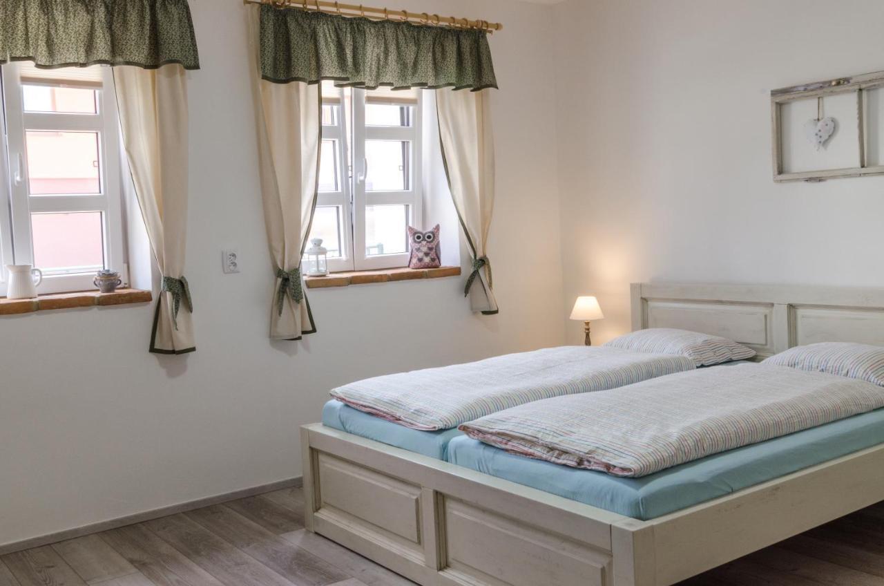 Vila Chalupa Hlohovec Exteriér fotografie